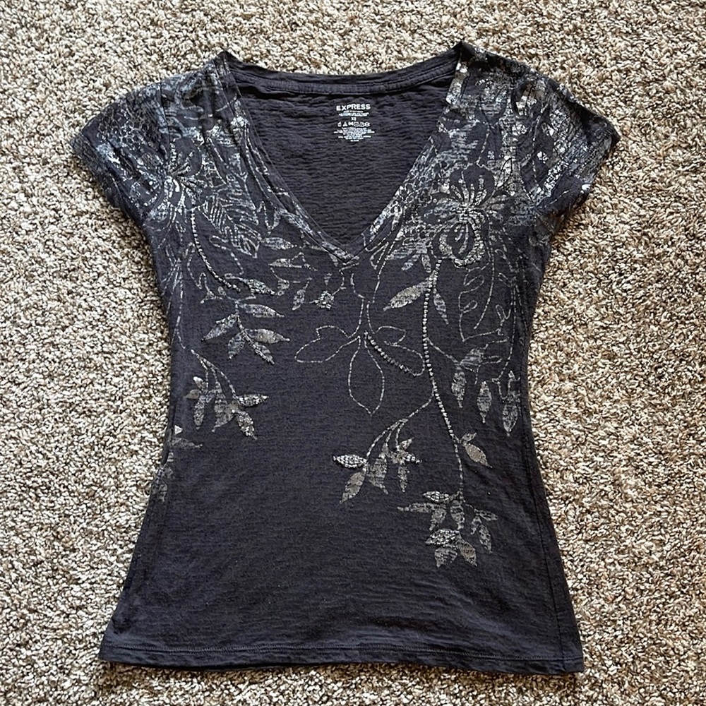 Express t shirt